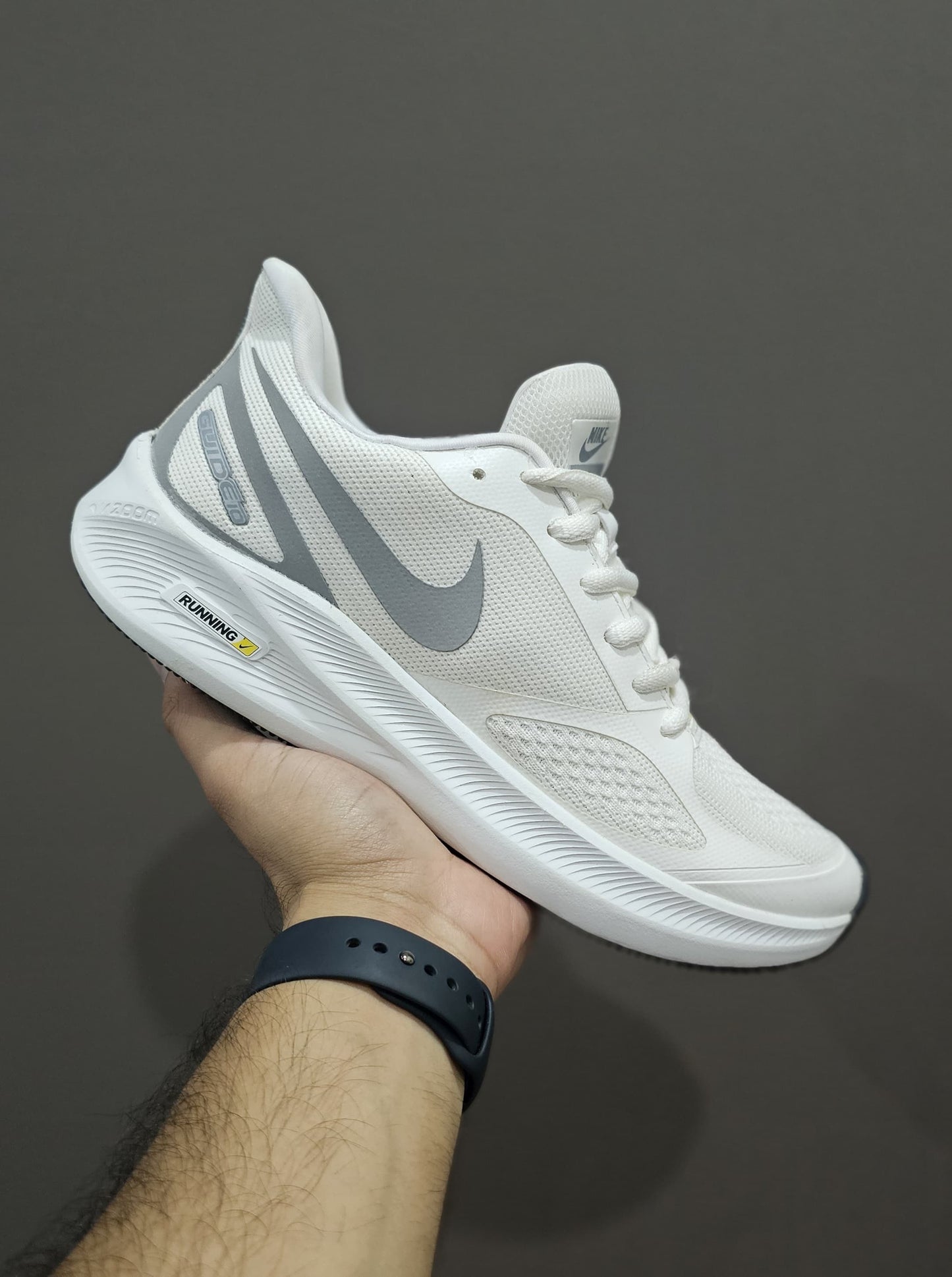 Nike G10