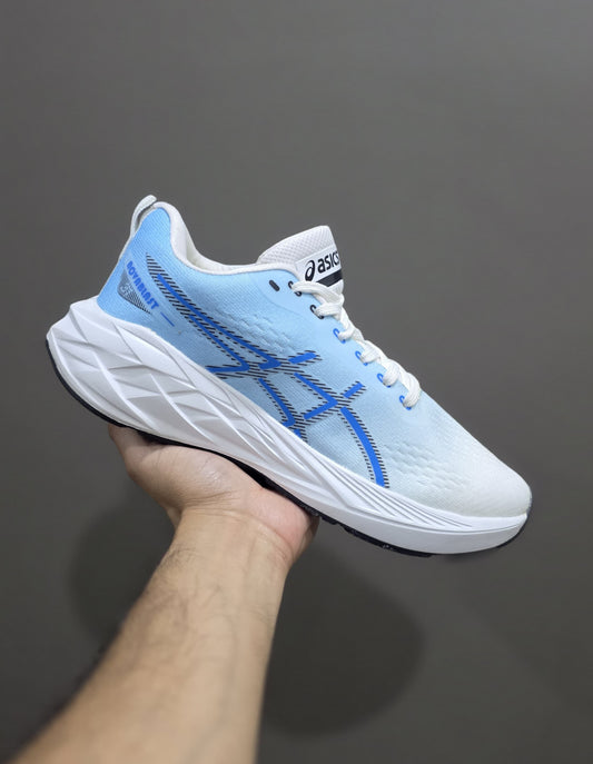 Asics Novablast